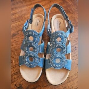 NWT Clarks Teal Sandals with Circular Accents